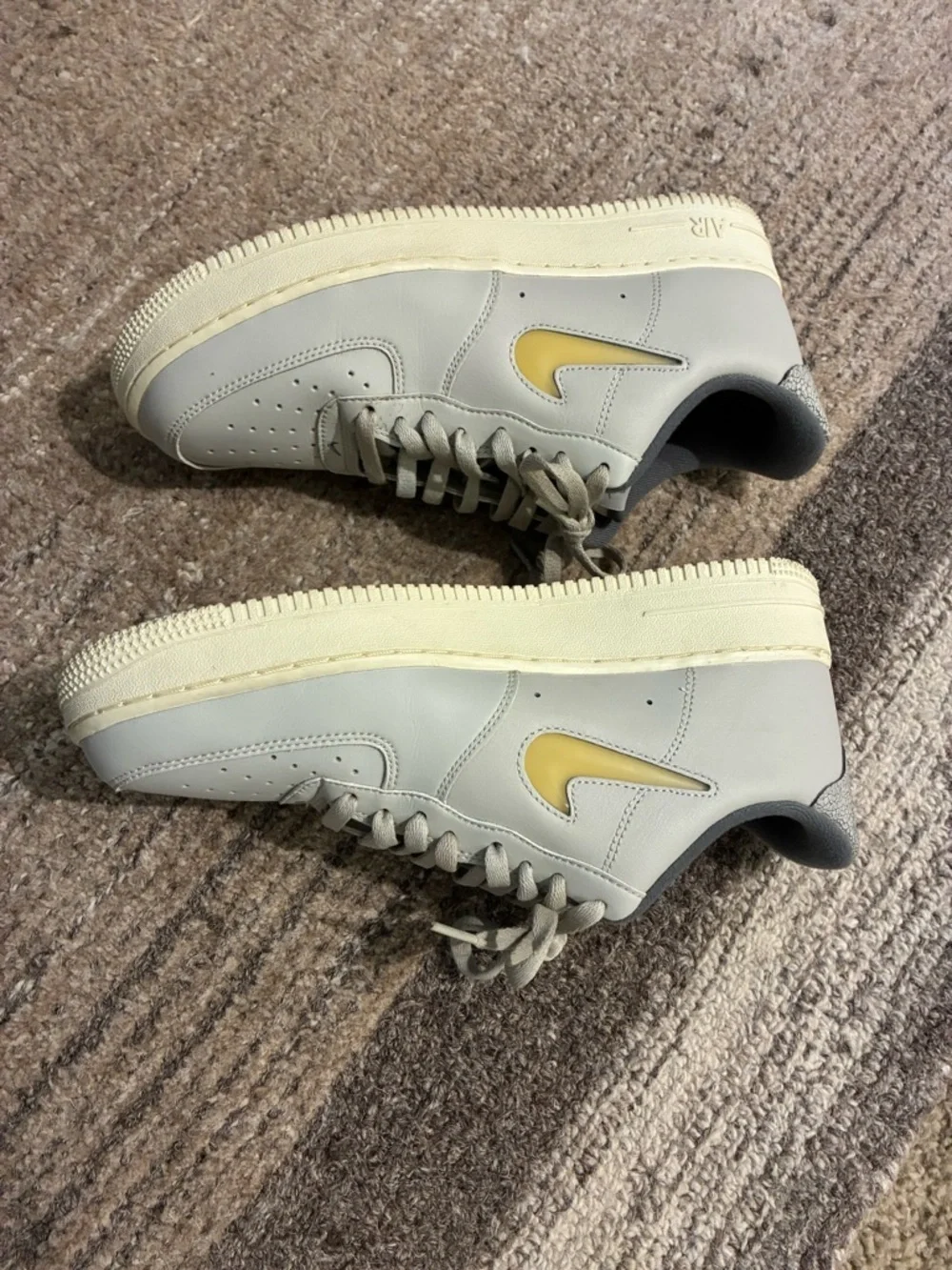 Nike Air Force 1 '07 LX 